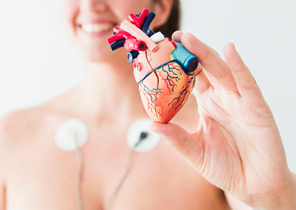 Diagnosticul de insuficienta cardiaca se poate confirma prin EKG
